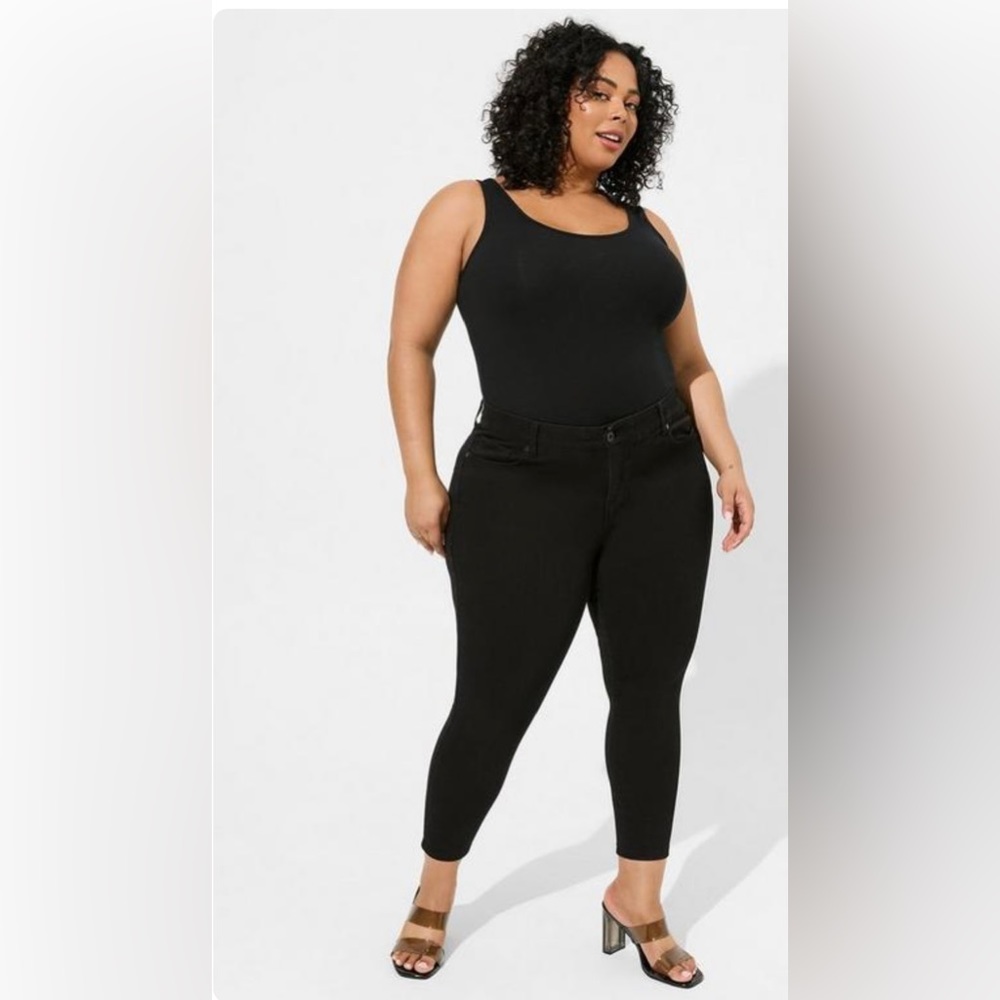 Torrid Bombshell Skinny Premium Stretch High-Rise Jean - black jeans - size 14
